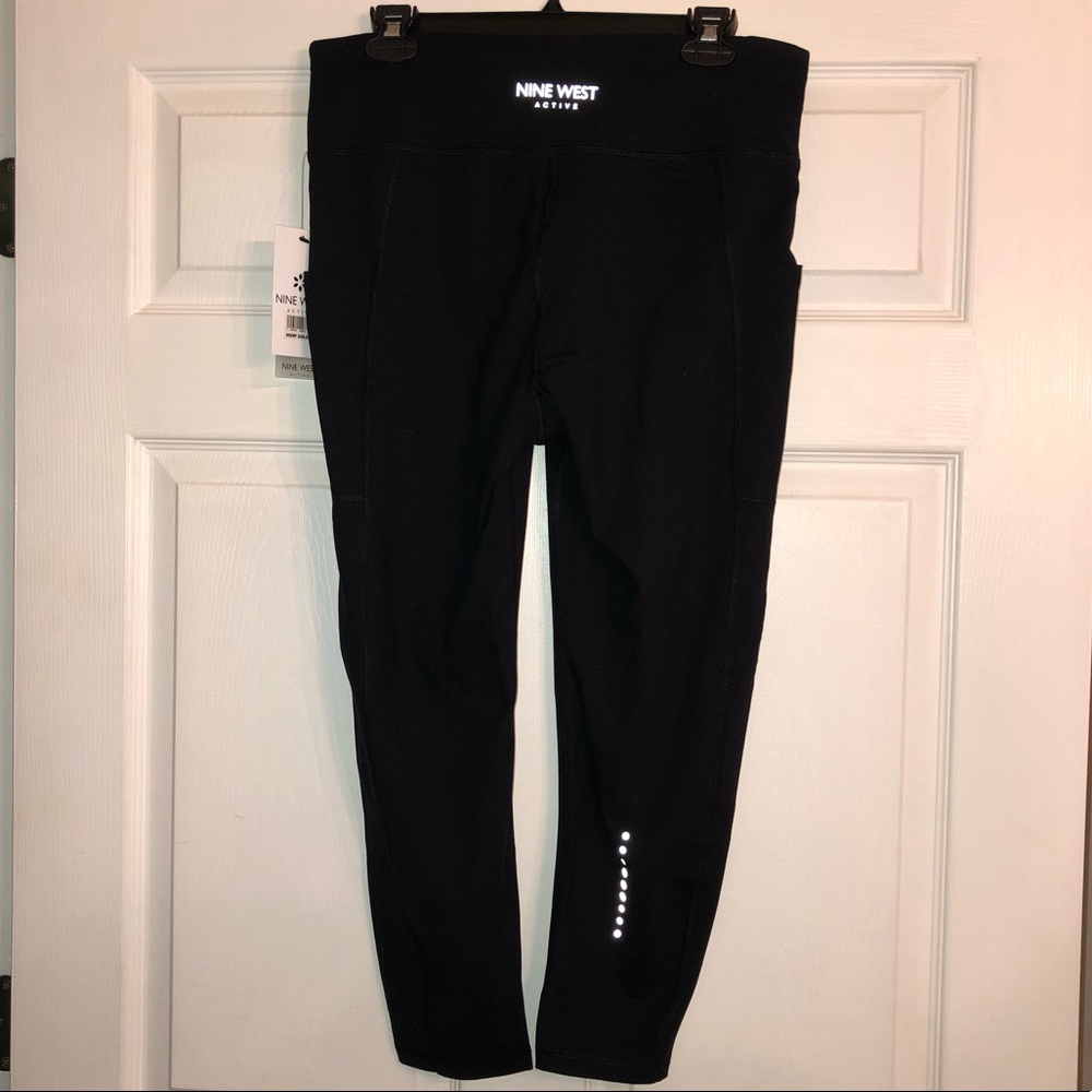 Nine West Solid Black Cropped Leggings - Picture 5 of 5